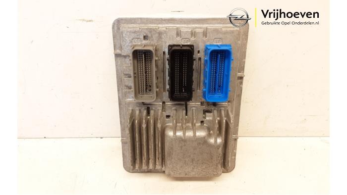 Used Engine management computer Opel Astra K 1.4 Turbo 16V Price € 100,00 Margin scheme offered by Autodemontage Vrijhoeven B.V.