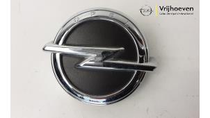 Used Tailgate switch Opel Astra K 1.4 Turbo 16V Price € 30,00 Margin scheme offered by Autodemontage Vrijhoeven B.V.