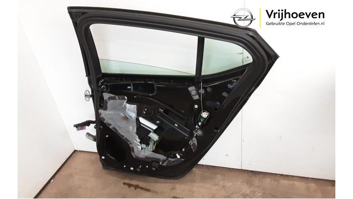 Rear door 4-door, right from a Opel Astra K 1.0 SIDI Turbo 12V 2016