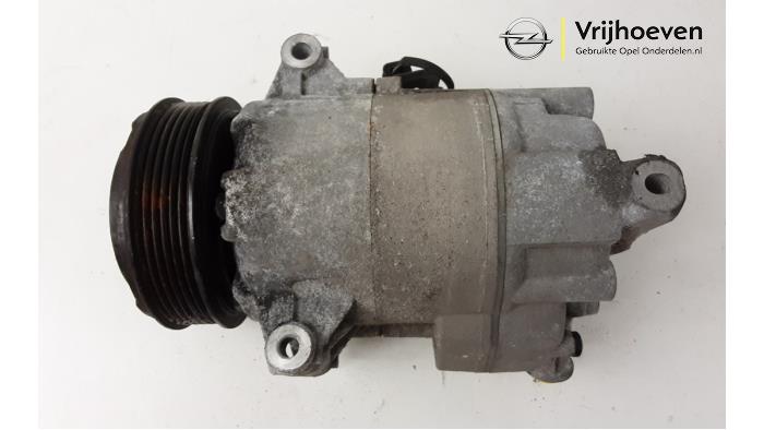 Air conditioning pump from a Opel Zafira Tourer (P12) 2.0 CDTI 16V 165 Ecotec 2014