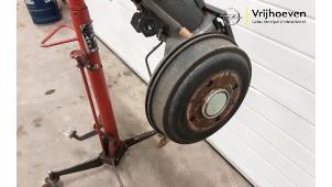 Usagé Arbre entraînement roue avant Opel Corsa F (UB/UH/UP) 1.2 12V 75 Prix € 250,00 Règlement à la marge proposé par Autodemontage Vrijhoeven B.V.