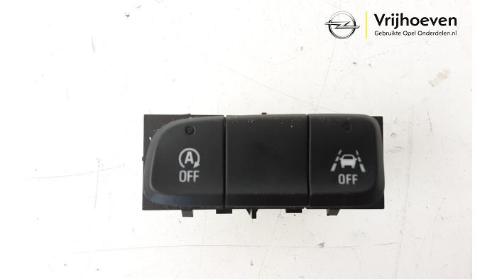 Interruptor (varios) de un Opel Corsa F (UB/UH/UP) 1.2 12V 75 2020