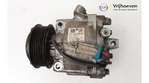 Używane Pompa klimatyzacji Opel Adam 1.2 16V Cena € 300,00 Procedura marży oferowane przez Autodemontage Vrijhoeven B.V.