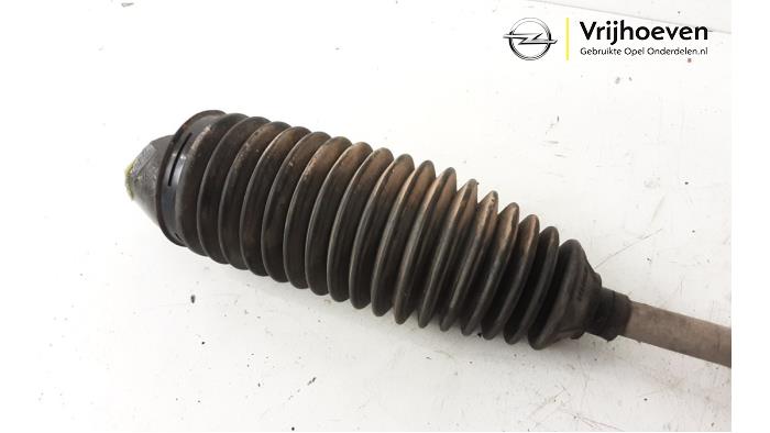 Tie rod, left from a Opel Corsa F (UB/UH/UP) 1.2 12V 75 2020