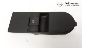 Used Electric window switch Opel Tigra Twin Top 1.4 16V Price € 10,00 Margin scheme offered by Autodemontage Vrijhoeven B.V.
