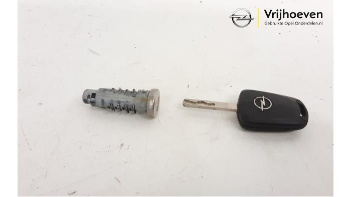 Zündschloss+Schlüssel van een Opel Corsa D 1.3 CDTi 16V ecoFLEX 2013
