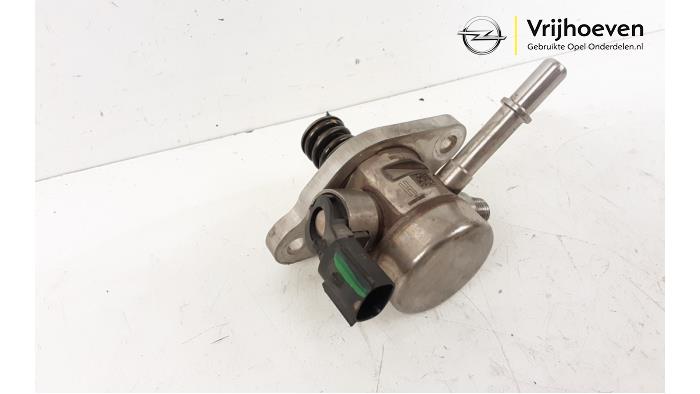 Mechanical fuel pump from a Opel Astra K Sports Tourer 1.2 Turbo 12V 2020