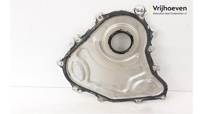 Couvercle de distribution d'un Opel Astra K Sports Tourer 1.2 Turbo 12V 2020