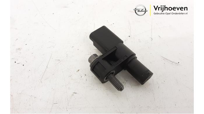 Gebrauchte Nockenwelle Sensor Opel Corsa F (UB/UH/UP) 1.2 12V 75 Preis € 15,00 Margenregelung angeboten von Autodemontage Vrijhoeven B.V.