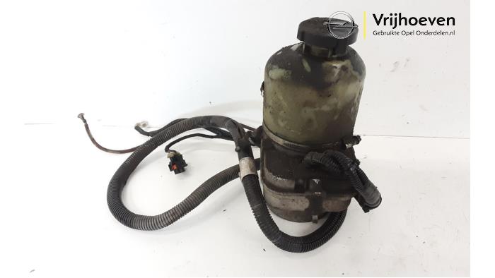 Power steering pump from a Opel Astra H Twin Top (L67) 1.6 16V 2006