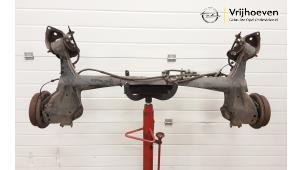 Usagé Arbre entraînement roue avant Opel Corsa D 1.2 16V Prix € 75,00 Règlement à la marge proposé par Autodemontage Vrijhoeven B.V.