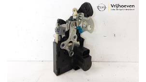 Used Rear door lock mechanism 4-door, left Opel Karl 1.0 12V Price € 30,00 Margin scheme offered by Autodemontage Vrijhoeven B.V.