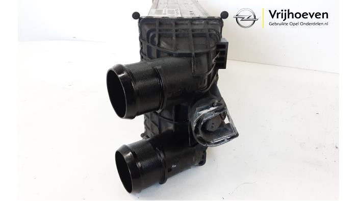 Intercooler d'un Opel Crossland (X) 1.5 CDTI 100 2020