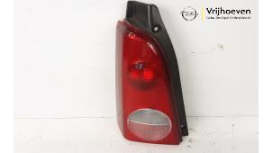 Używane Tylne swiatlo pozycyjne lewe Opel Agila (A) 1.2 16V Cena € 20,00 Procedura marży oferowane przez Autodemontage Vrijhoeven B.V.