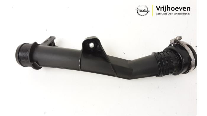 Gebrauchte Intercooler Rohr Opel Crossland (X) 1.5 CDTI 100 Preis € 40,00 Margenregelung angeboten von Autodemontage Vrijhoeven B.V.