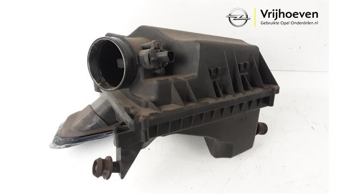 Gebrauchte Luftfiltergehäuse Opel Astra J (PC6/PD6/PE6/PF6) 1.6 Turbo 16V Preis € 30,00 Margenregelung angeboten von Autodemontage Vrijhoeven B.V.