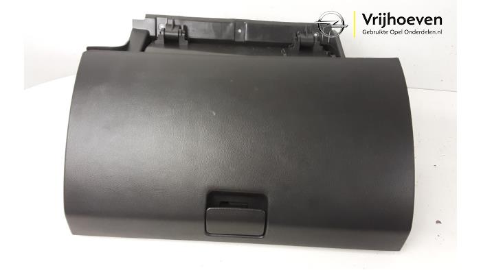 Begagnade Handskfack Opel Antara (LA6) 3.2 V6 24V 4x4 Pris € 50,00 Marginaltabell erbjuds av Autodemontage Vrijhoeven B.V.