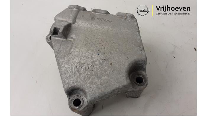 Used Engine mount Opel Mokka/Mokka X 1.4 Turbo 16V 4x2 Price € 25,00 Margin scheme offered by Autodemontage Vrijhoeven B.V.