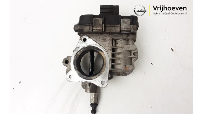 Usagé Boitier papillon Opel Combo 1.6 CDTI 16V ecoFlex Prix € 50,00 Règlement à la marge proposé par Autodemontage Vrijhoeven B.V.