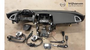 Używane Airbag set + dashboard Opel Astra J Sports Tourer (PD8/PE8/PF8) 1.4 Turbo 16V Cena € 600,00 Procedura marży oferowane przez Autodemontage Vrijhoeven B.V.