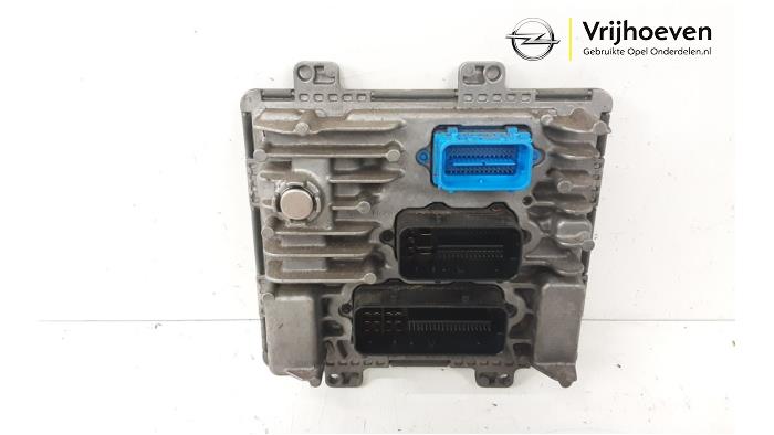 Used Engine management computer Opel Astra K Sports Tourer 1.6 CDTI 110 16V Price € 200,00 Margin scheme offered by Autodemontage Vrijhoeven B.V.