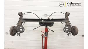 Usagé Arbre entraînement roue avant Opel Karl 1.0 12V Prix € 120,00 Règlement à la marge proposé par Autodemontage Vrijhoeven B.V.