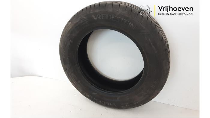 Tyre with tyre size 185/65/15 - 18565R15 VREDESTEIN