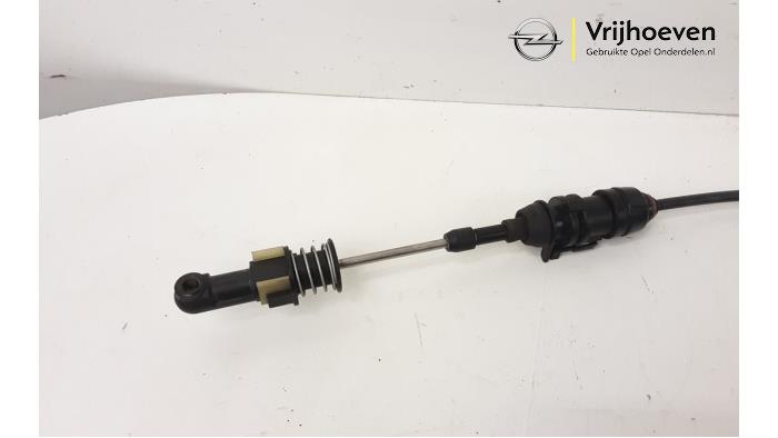 Gearbox shift cable from a Opel Astra K Sports Tourer 1.4 Turbo 16V 2017