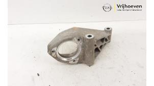 Used Support bearing, front right Opel Meriva 1.4 Turbo 16V Ecotec Price € 20,00 Margin scheme offered by Autodemontage Vrijhoeven B.V.