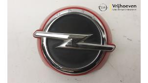 Gebrauchte Schalter Heckklappe Opel Karl 1.0 12V Preis € 40,00 Margenregelung angeboten von Autodemontage Vrijhoeven B.V.