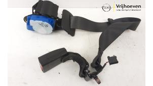 Used Rear seatbelt, centre Opel Karl 1.0 12V Price € 45,00 Margin scheme offered by Autodemontage Vrijhoeven B.V.