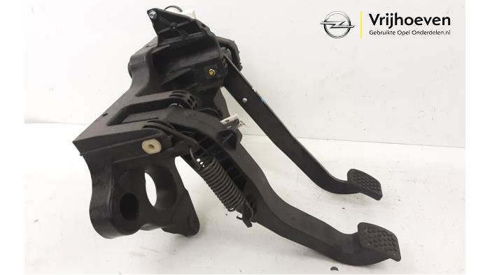 Set of pedals from a Opel Karl 1.0 12V 2016