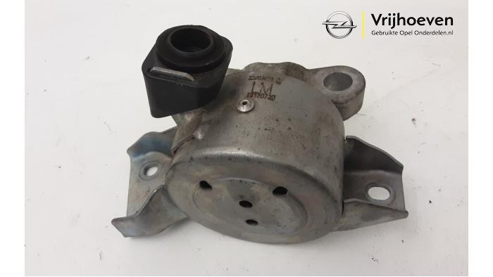 Engine mount from a Opel Adam 1.4 16V 2018