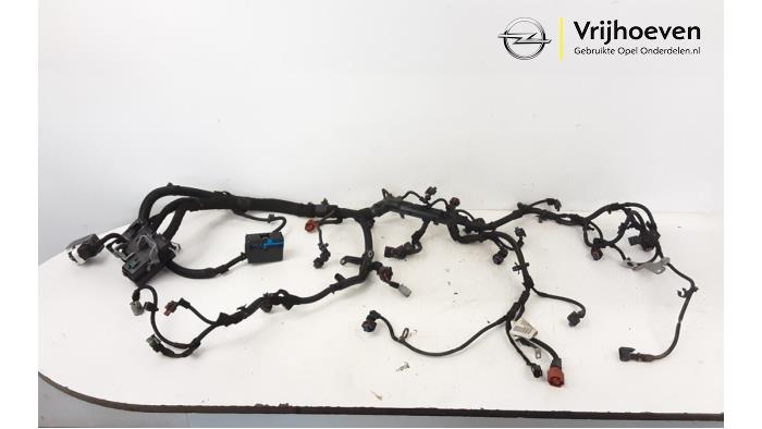 Faisceau de câbles compartiment moteur d'un Opel Corsa E 1.3 CDTi 16V ecoFLEX 2017