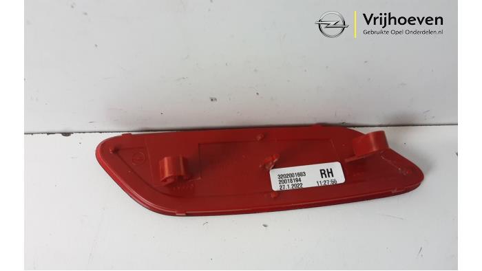 Element odblaskowy zderzaka prawy tyl z Opel Corsa F (UB/UH/UP) 1.2 12V 75 2022