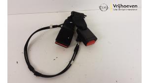 Used Rear seatbelt buckle, right Opel Corsa F (UB/UH/UP) 1.2 12V 75 Price € 35,00 Margin scheme offered by Autodemontage Vrijhoeven B.V.