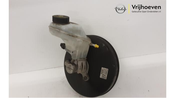 Usagé Servo frein Opel Adam 1.2 16V Prix € 50,00 Règlement à la marge proposé par Autodemontage Vrijhoeven B.V.
