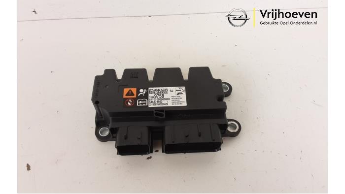 Airbag Module from a Opel Karl 1.0 12V 2018