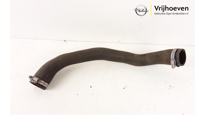Gebrauchte Intercooler Schlauch Opel Grandland (X) 1.2 Turbo 12V Preis € 30,00 Margenregelung angeboten von Autodemontage Vrijhoeven B.V.
