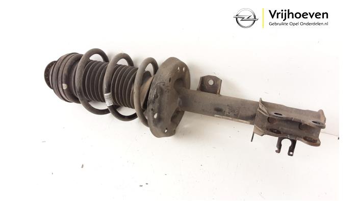 Front shock absorber rod, left from a Opel Corsa E 1.4 16V 2019