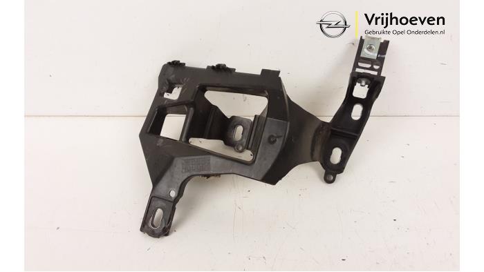 Front bumper bracket, right from a Opel Corsa E 1.4 16V 2019