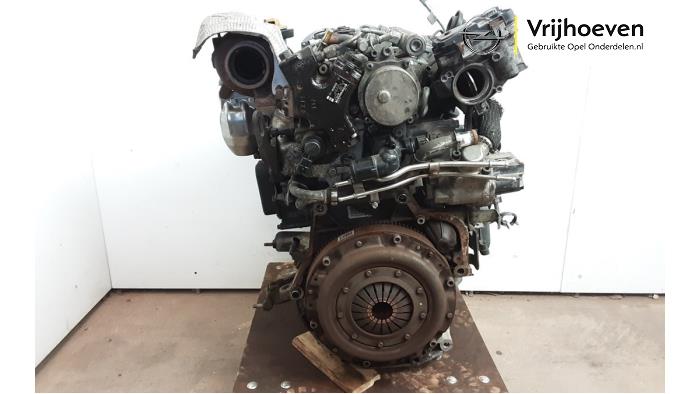 Motor de un Opel Combo 1.3 CDTI 16V ecoFlex 2014