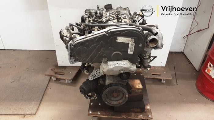 Usados Motor Opel Astra J GTC (PD2/PF2) 2.0 CDTI 16V ecoFLEX Precio € 1.600,00 Norma de margen ofrecido por Autodemontage Vrijhoeven B.V.