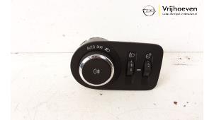 Used Light switch Opel Astra K 1.4 Turbo 16V Price € 20,00 Margin scheme offered by Autodemontage Vrijhoeven B.V.