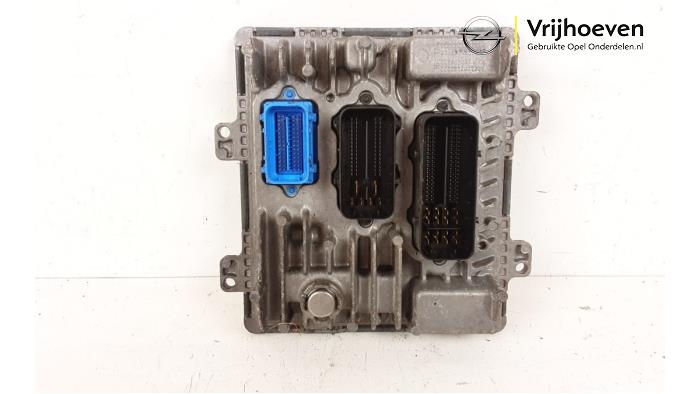 Used Engine management computer Opel Astra K Sports Tourer 1.6 CDTI 110 16V Price € 200,00 Margin scheme offered by Autodemontage Vrijhoeven B.V.