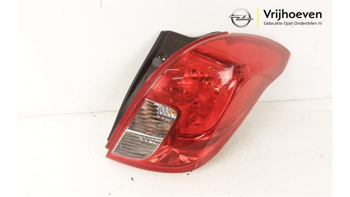 Luz trasera derecha de un Vauxhall Mokka/Mokka X 1.4 Turbo 16V 4x2 2016