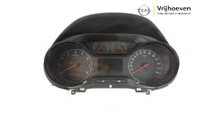 Used Odometer KM Opel Crossland/Crossland X 1.2 Turbo 12V Price € 200,00 Margin scheme offered by Autodemontage Vrijhoeven B.V.