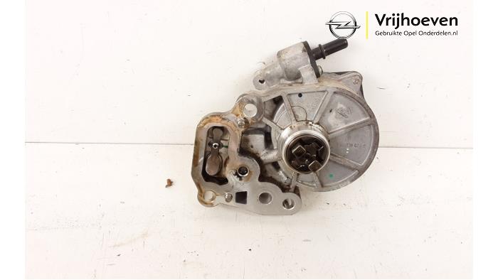 Vakuumpumpe (Benzin) van een Opel Corsa E 1.0 SIDI Turbo 12V 2015