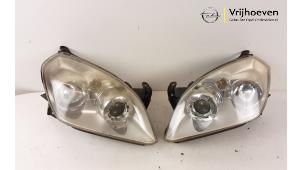 Used Set of headlight bulbs, left + right Opel Tigra Twin Top 1.4 16V Price € 500,00 Margin scheme offered by Autodemontage Vrijhoeven B.V.