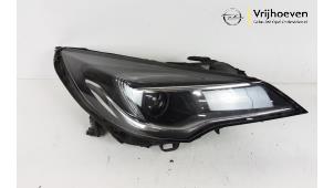 Used Headlight, right Opel Astra K Sports Tourer 1.0 Turbo 12V Price € 450,00 Margin scheme offered by Autodemontage Vrijhoeven B.V.